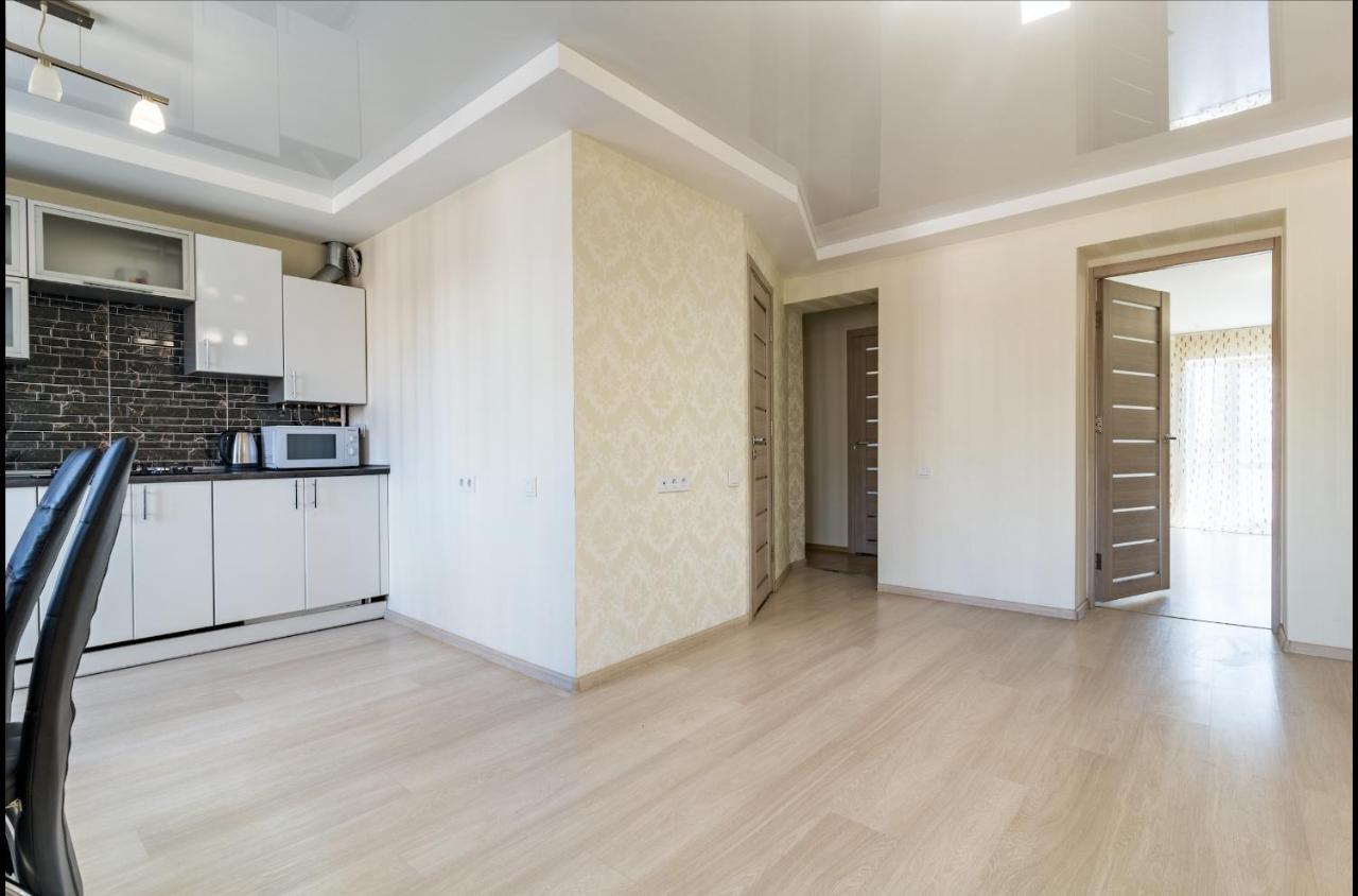 Luxury 2-Bedroom Most City Area, Center Dnipro Bagian luar foto