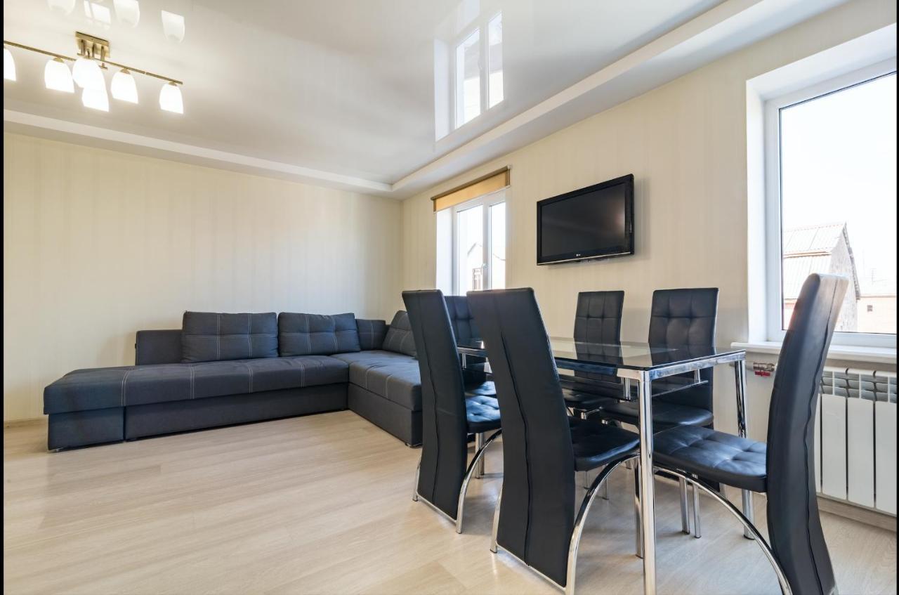 Luxury 2-Bedroom Most City Area, Center Dnipro Bagian luar foto